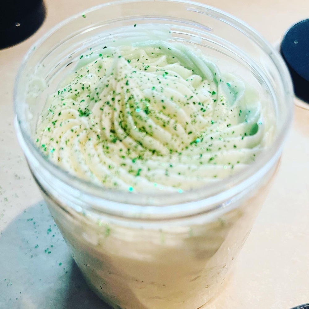 Apple Spice scoopable wax 8oz jar